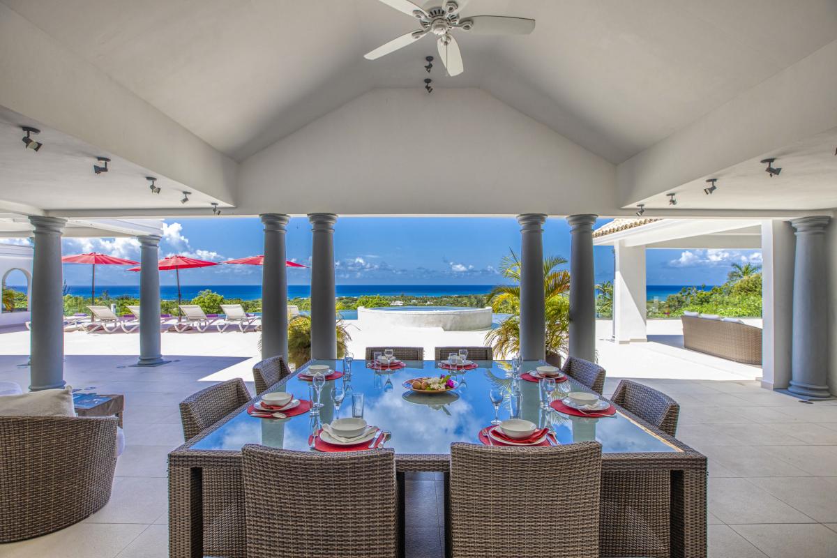 Villa Terre Basse saint martin-table a manger-6